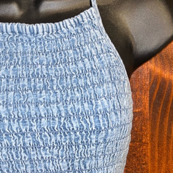 American eagle denim crop - Picture 2 of 4